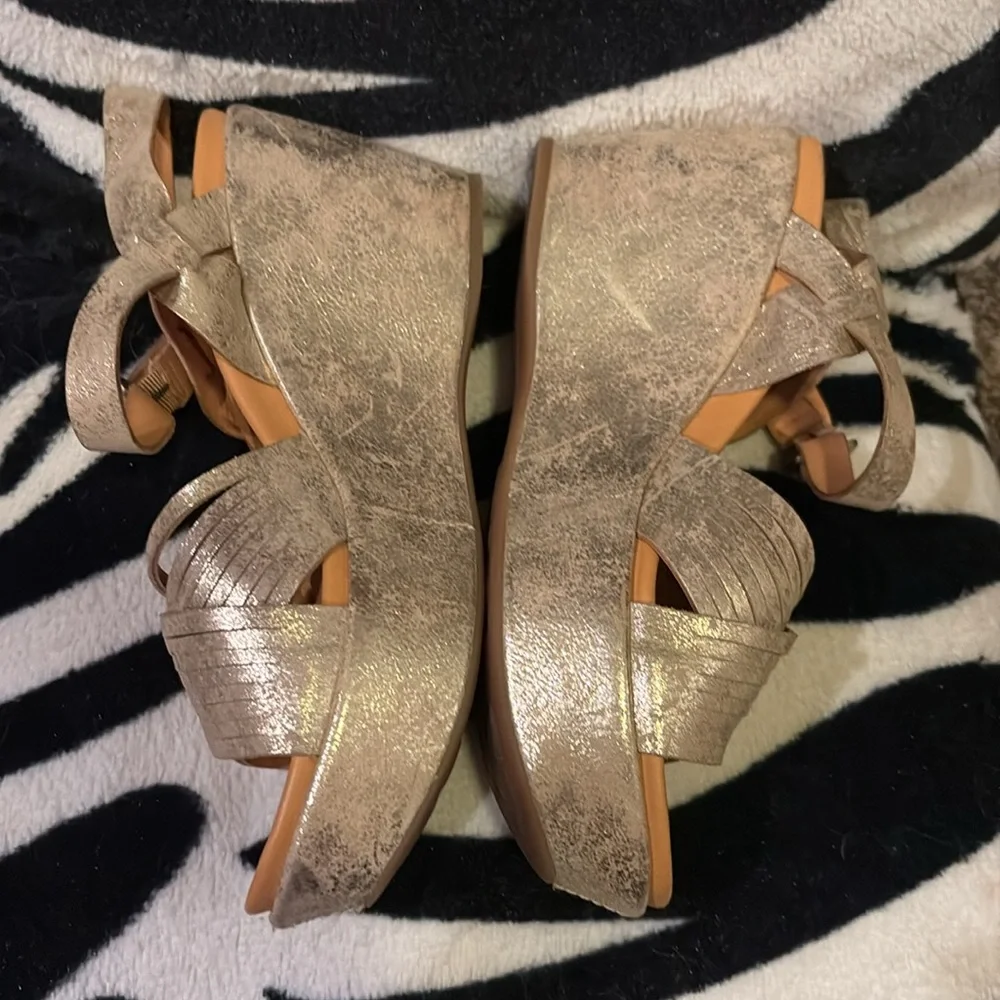 Kork-Ease Metallic Gold Platform Sandals